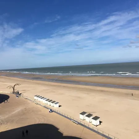 Geniet De Zee Met Top-appartement Fuji *