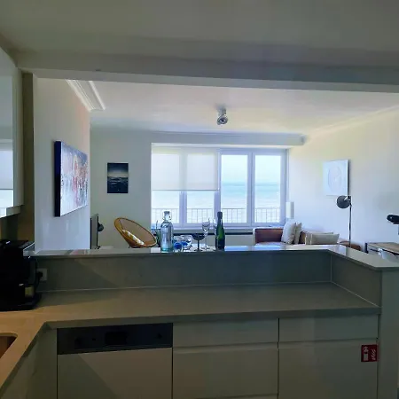 Apartamento Geniet De Zee Met Top-appartement Fuji